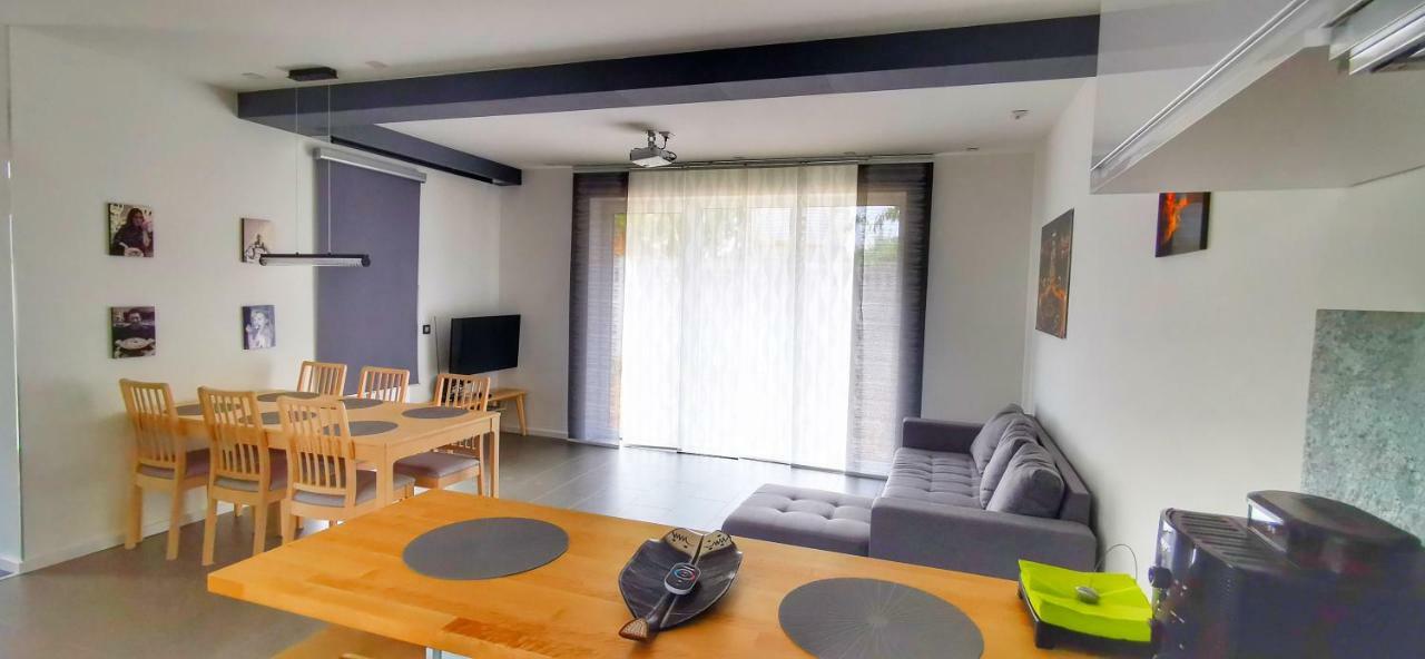 St Emmerich Residence เยอร์ ภายนอก รูปภาพ